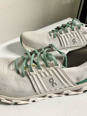 CloudSwift 3 - On Running Men's White and Mint Athletic Shoes - Size 13
